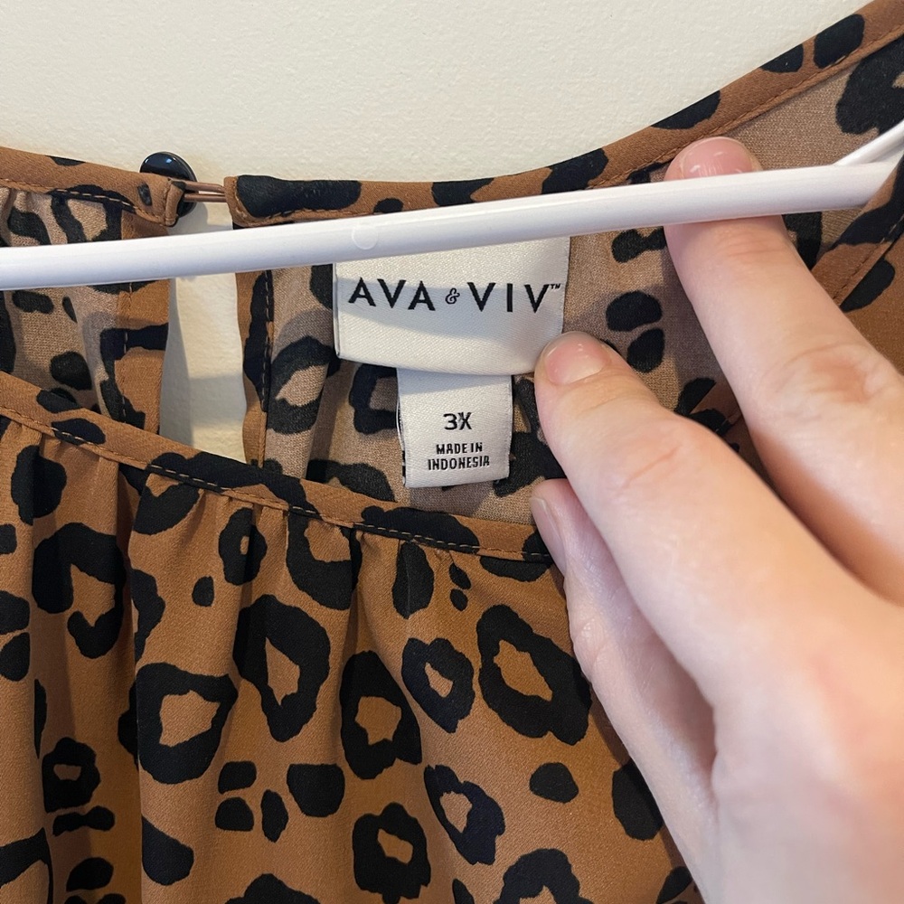 Ava & Viv Brown and Black Leopard Print Blouse - Picture 3 of 5